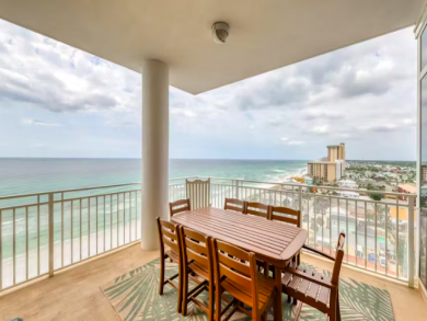 Beachfront Condo with Unbeatable view